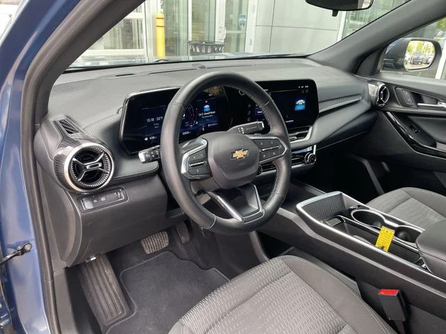 2025 Chevrolet Equinox LT - Photo 18