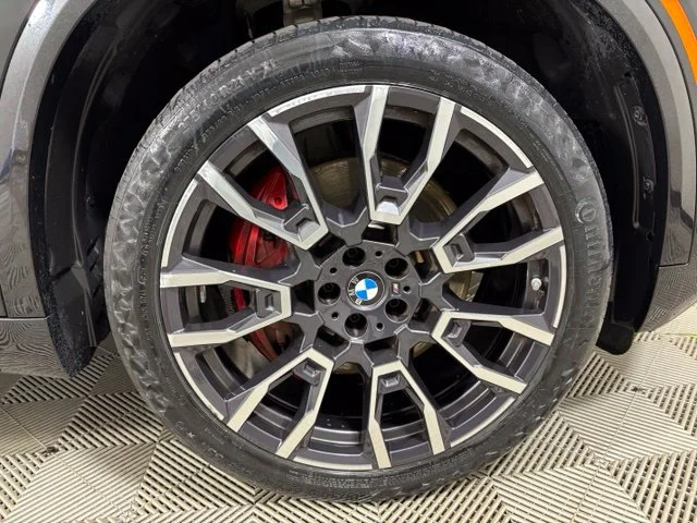 Used 2024 Black Sapphire Metallic BMW xDrive40i image 23