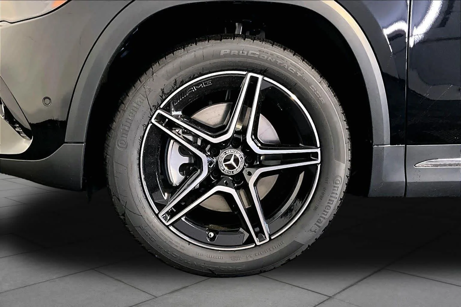 New 2026 Night Black Mercedes-Benz GLA 250 image 17