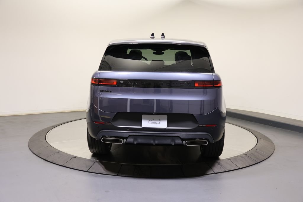New 2026 Varesine Blue Metallic Land Rover SE image 4