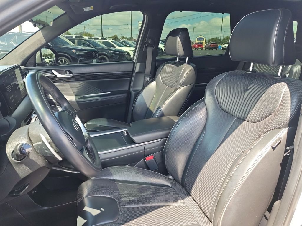 Used 2024 Silver Hyundai Calligraphy image 13