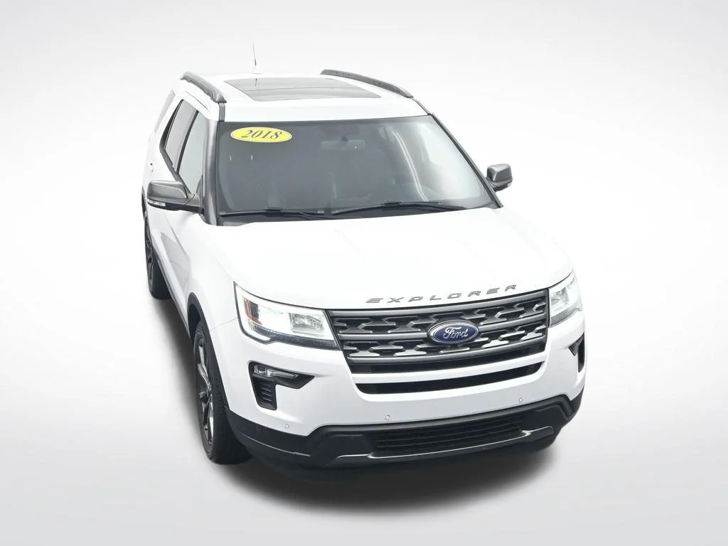 Used 2018 White Ford XLT image 25