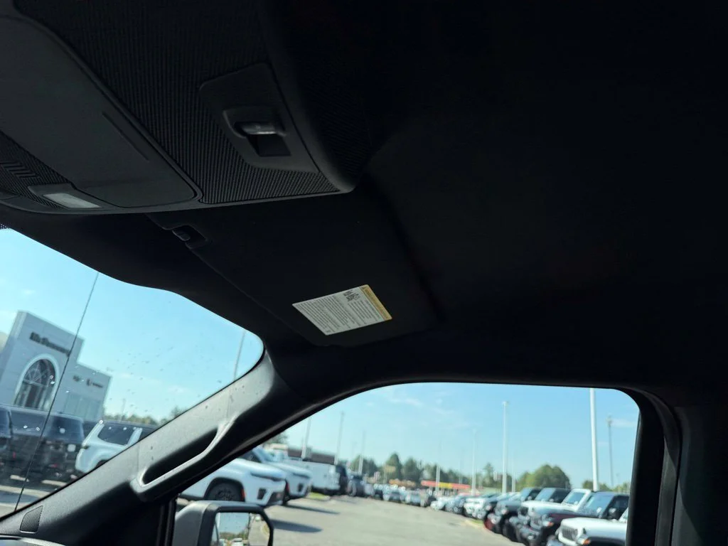 Used 2020 Black Ford XLT image 12