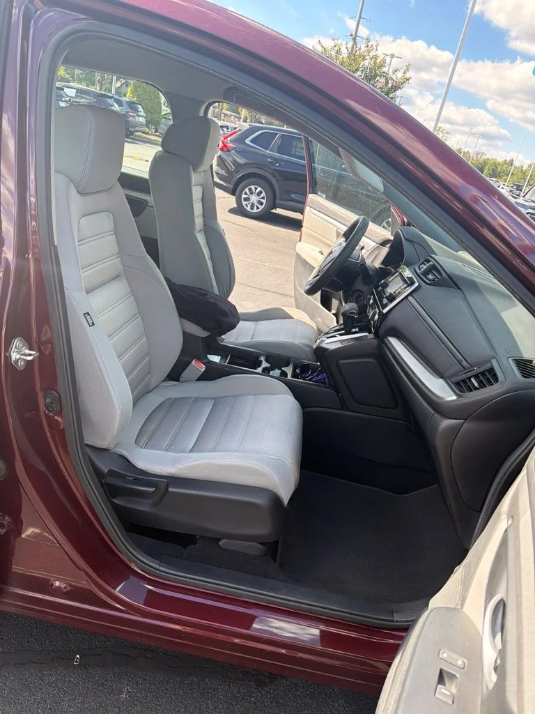 Used 2017 Red Honda LX image 8