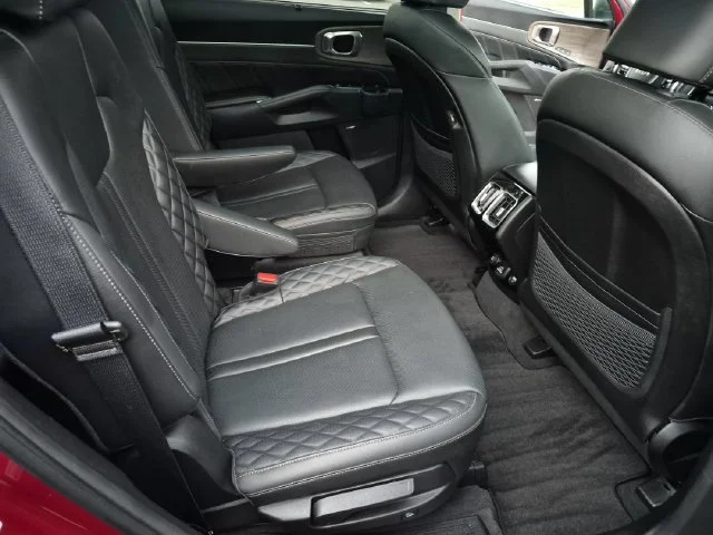 Used 2023 Red Kia X-Line SX Prestige image 34