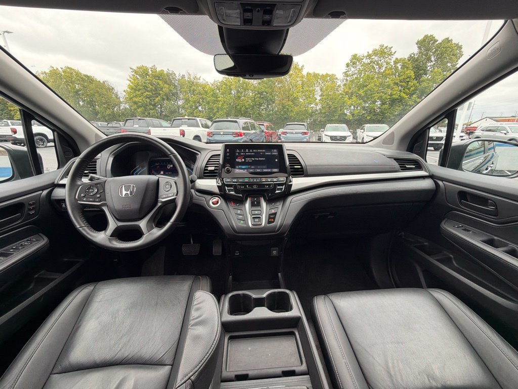 2024 Honda Odyssey EX-L - Photo 12