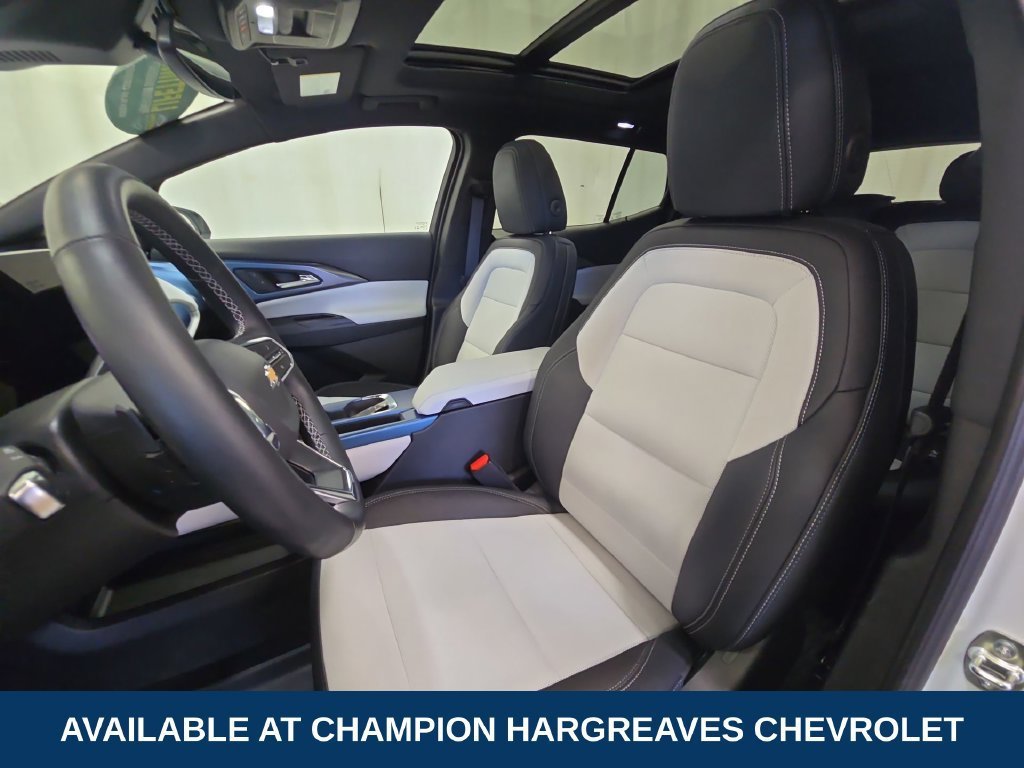 2025 Chevrolet Equinox EV LT - Photo 26