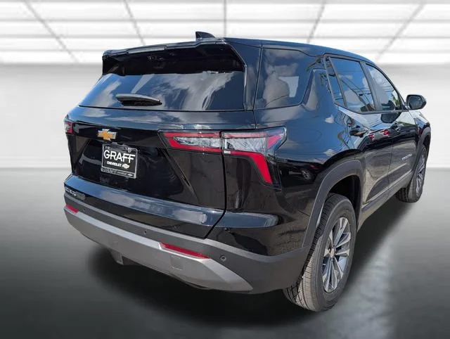 New 2027 Mosaic Black Metallic Chevrolet LT image 30