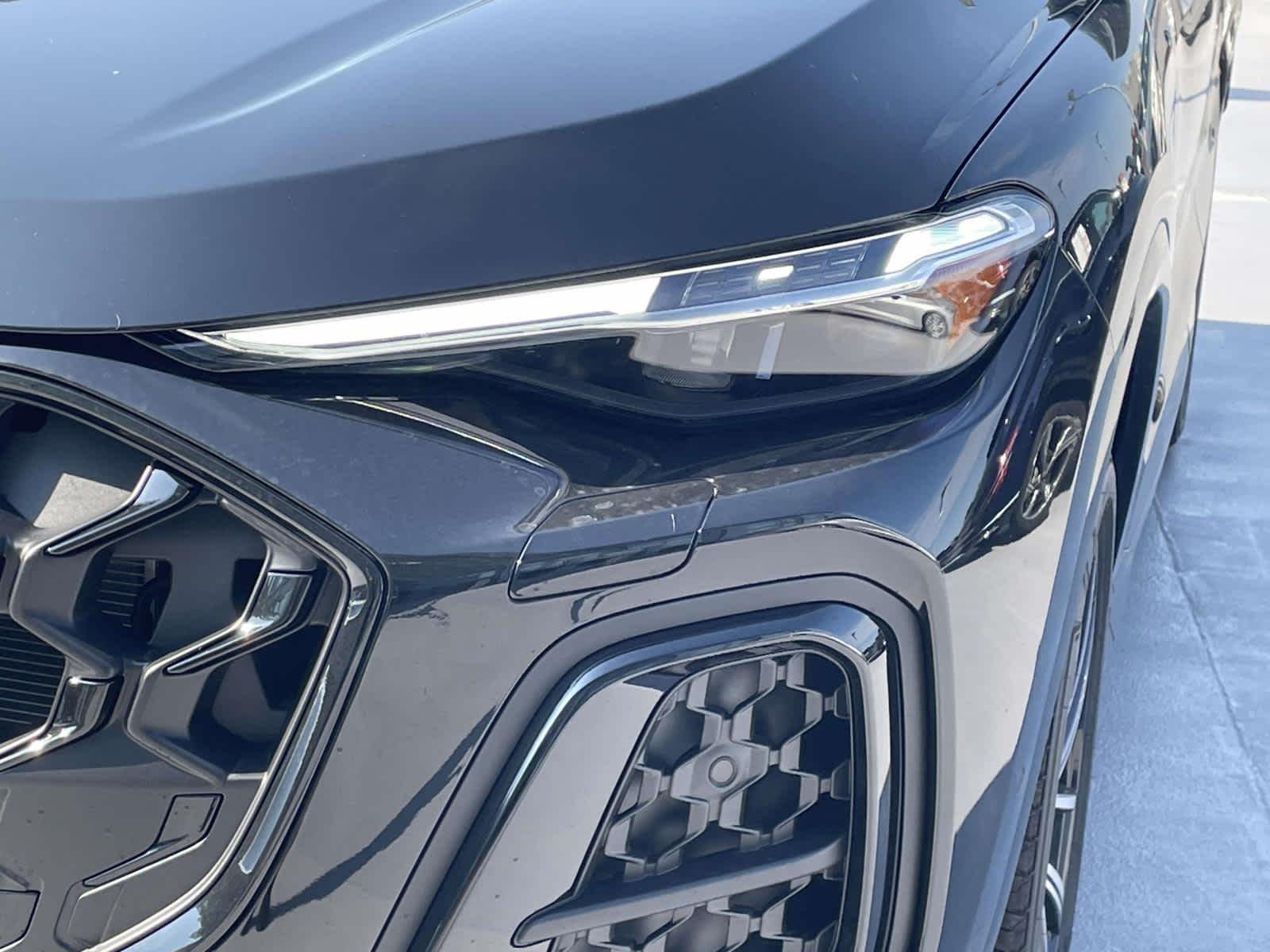 New 2026 0E0E/Black Audi Premium Plus image 13