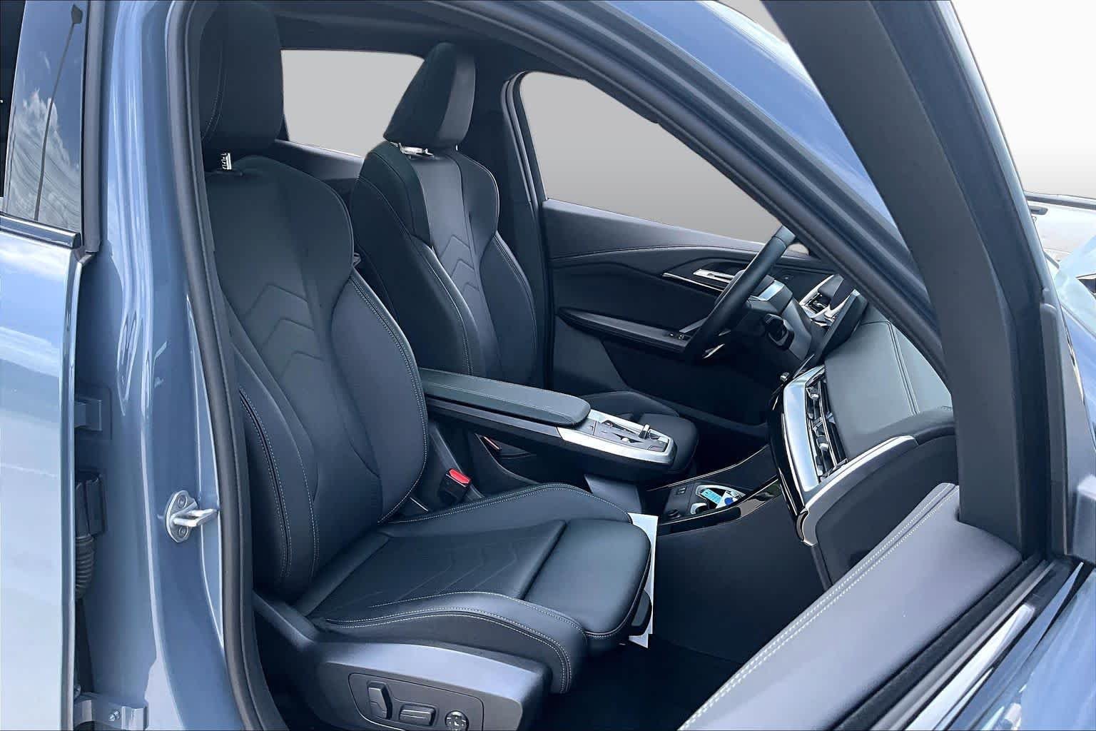 Pre-Owned 2025 BMW X2 XDrive28i
