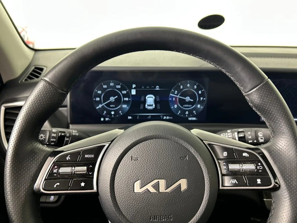 Used 2024 Blue Kia SX image 13
