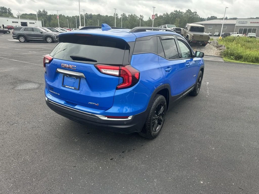 Used 2024 Blue GMC AT4 image 8