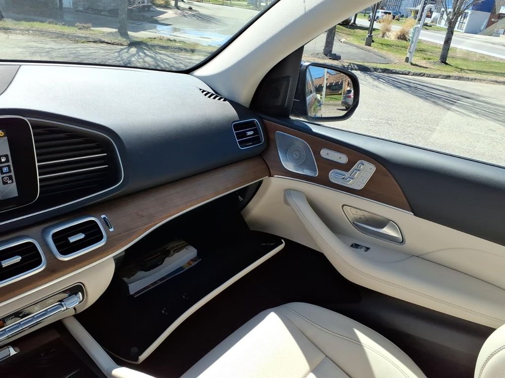 Used 2022 Blue Mercedes-Benz GLE 350 image 27