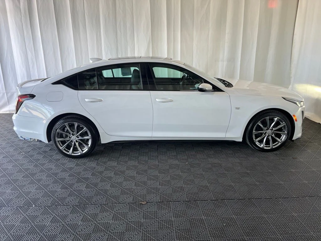 Used 2020 White Cadillac Sport image 2