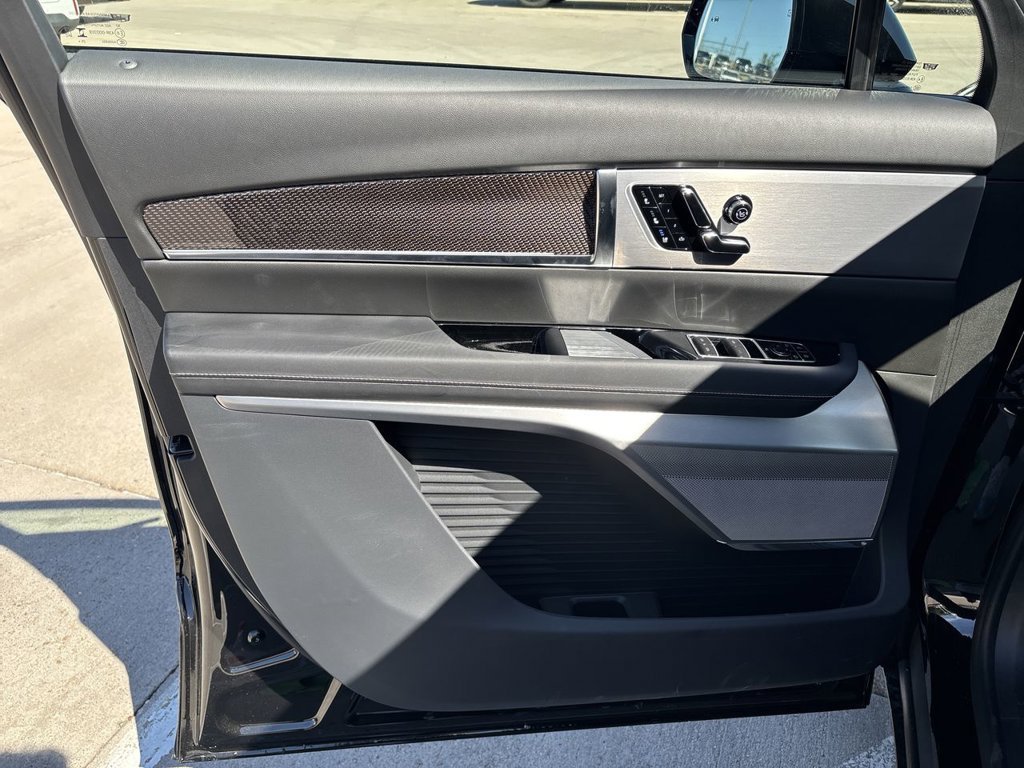 2027 Cadillac VISTIQ Sport - Photo 25