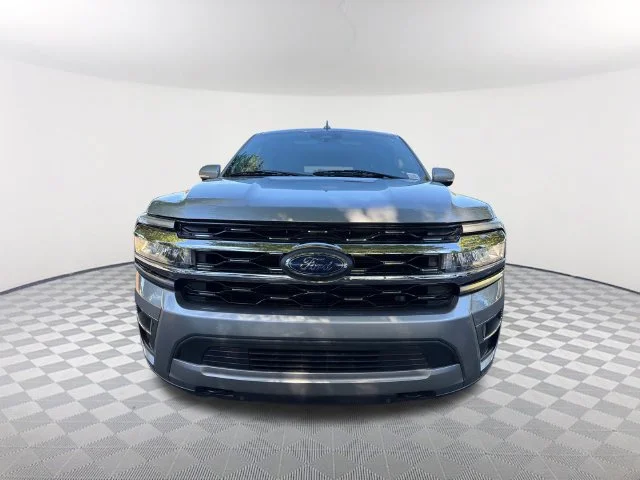 Used 2024 Silver Ford Limited image 2