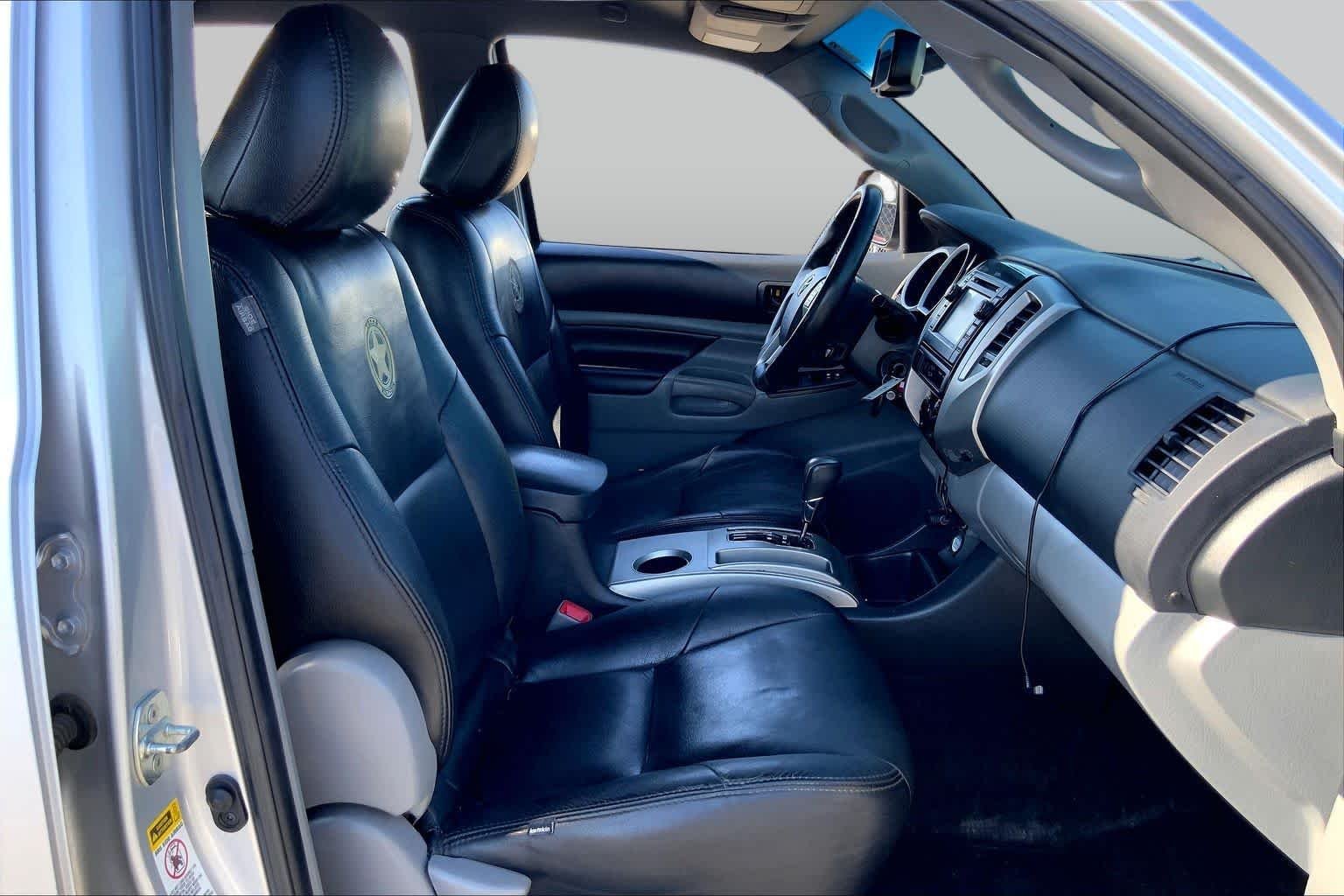 Used 2013 Silver Streak Metallic Toyota PreRunner image 8