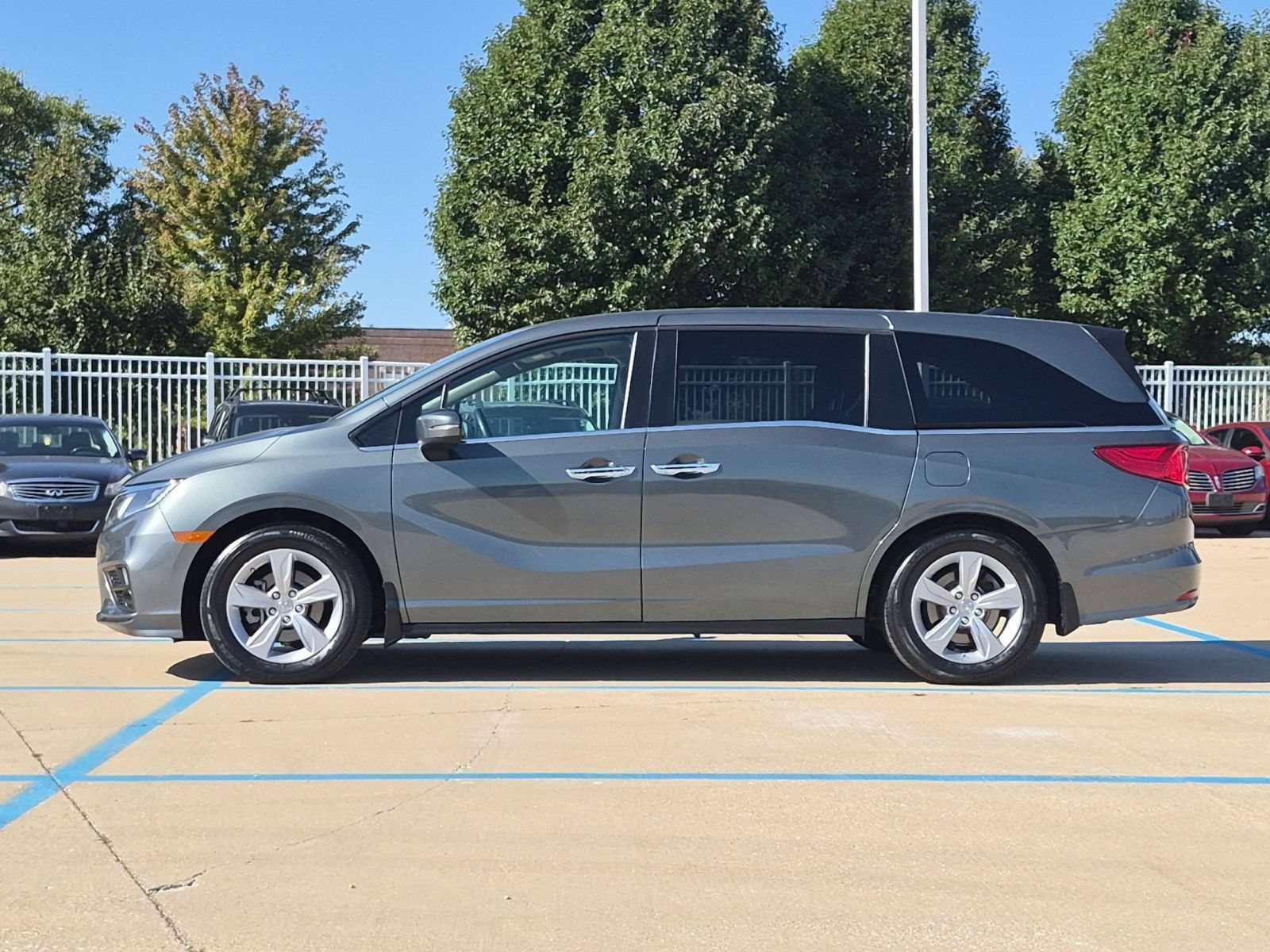 2020 Honda Odyssey EX-L - Photo 10