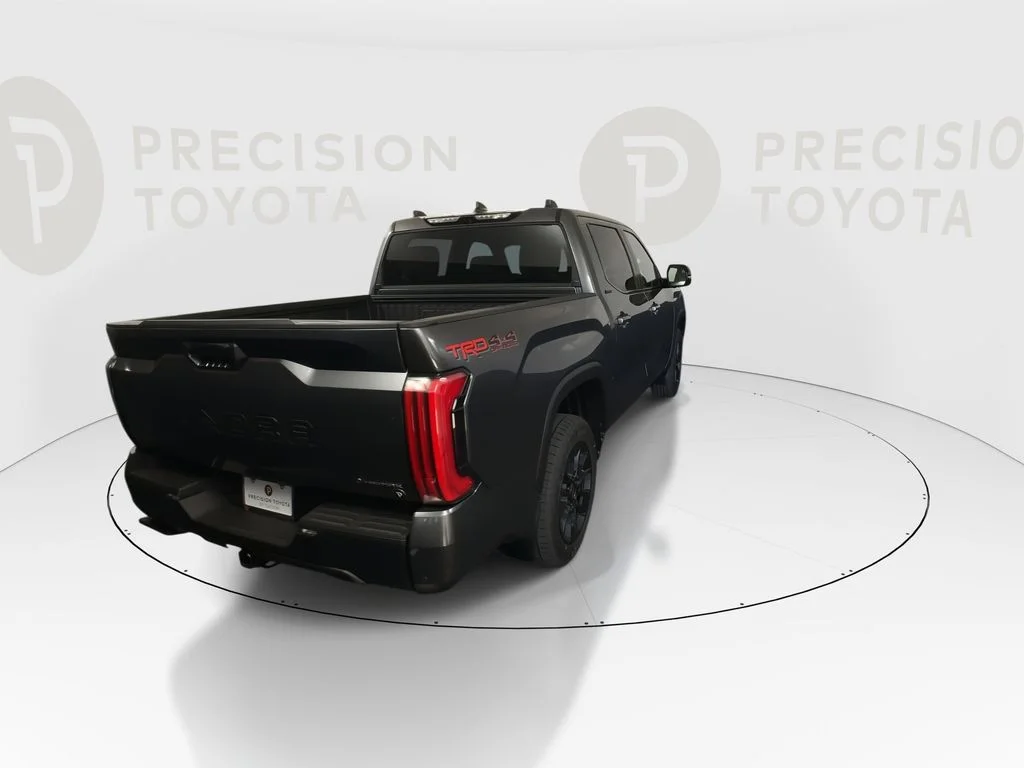 2026 Toyota Tundra Limited - Photo 17
