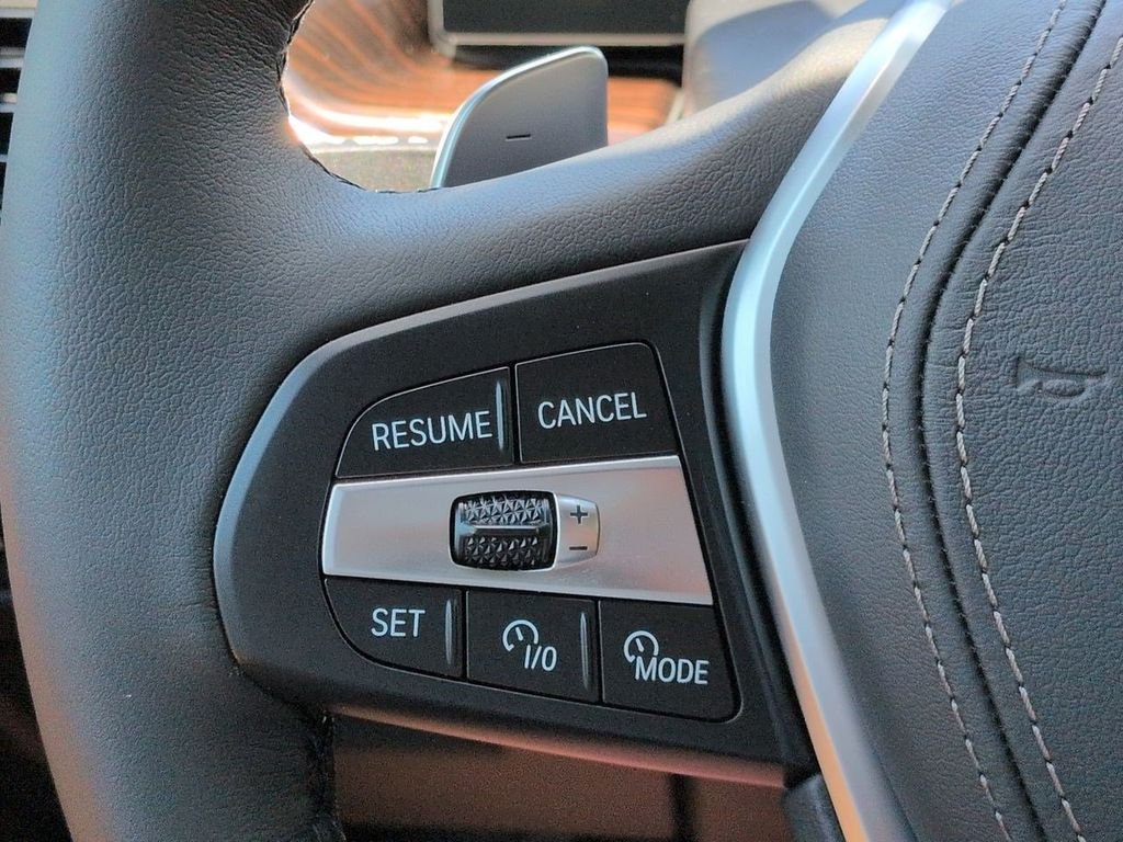 New 2026 Alpine White BMW xDrive40i image 26