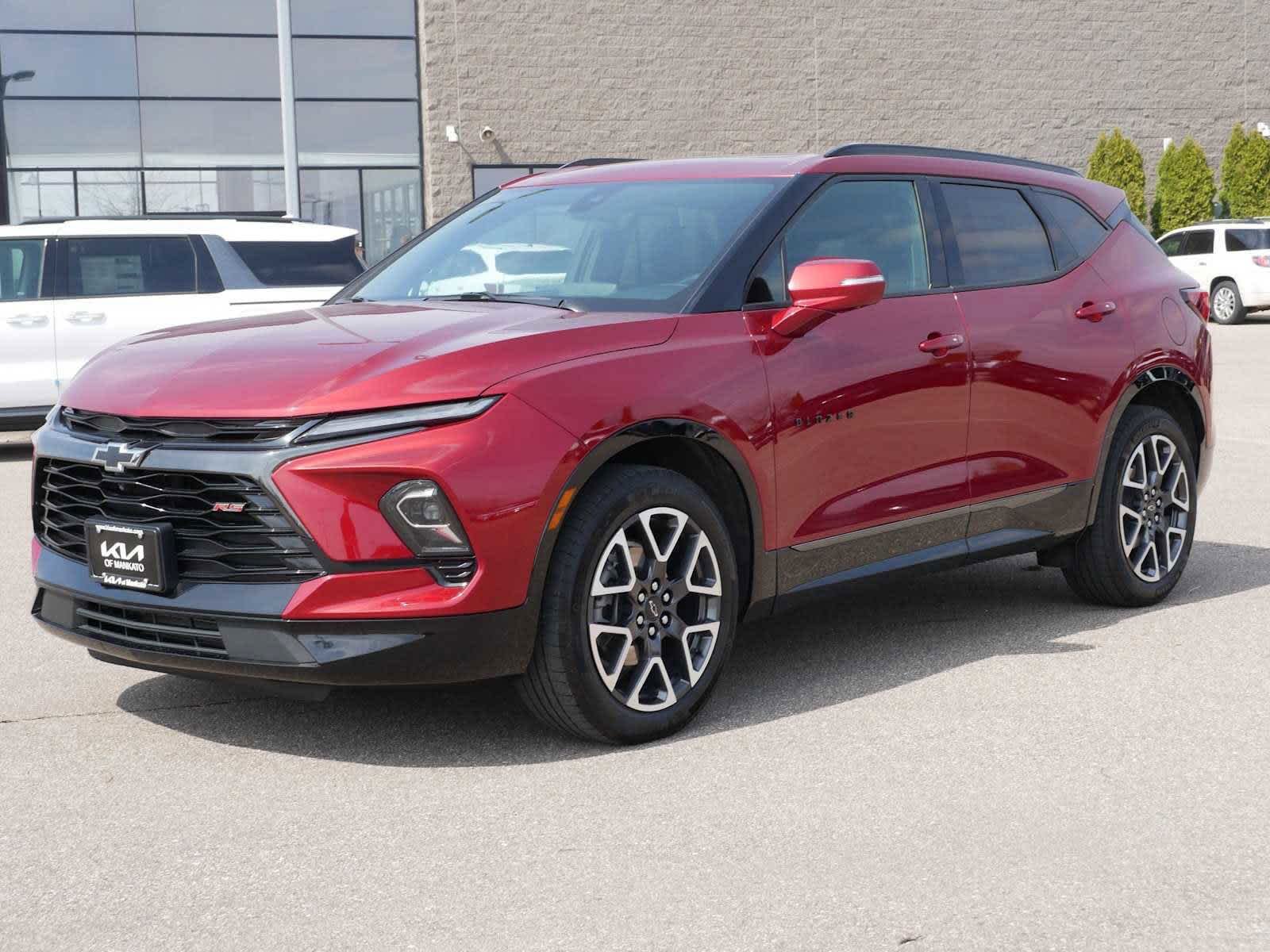 Used 2024 Chevrolet Blazer RS with VIN 3GNKBKRS3RS211080 for sale in Mankato, Minnesota