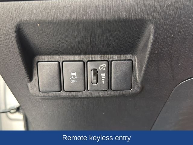 Used 2017 Silver Toyota Three image 14