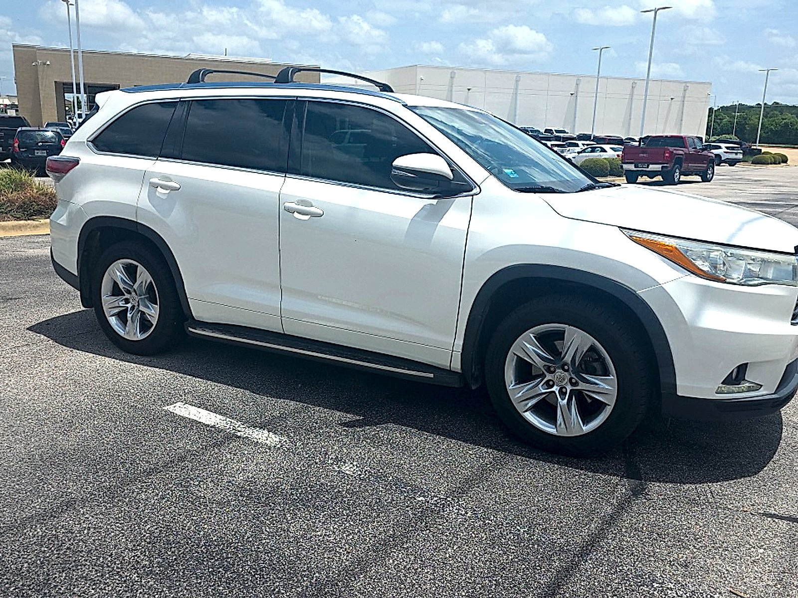 Used 2015 Blizzard Pearl Toyota Limited V6 image 3