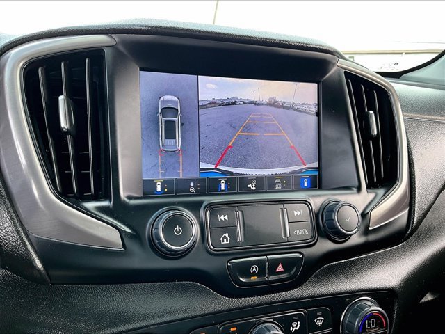 Used 2023 SUMMIT WHITE GMC AT4 image 26