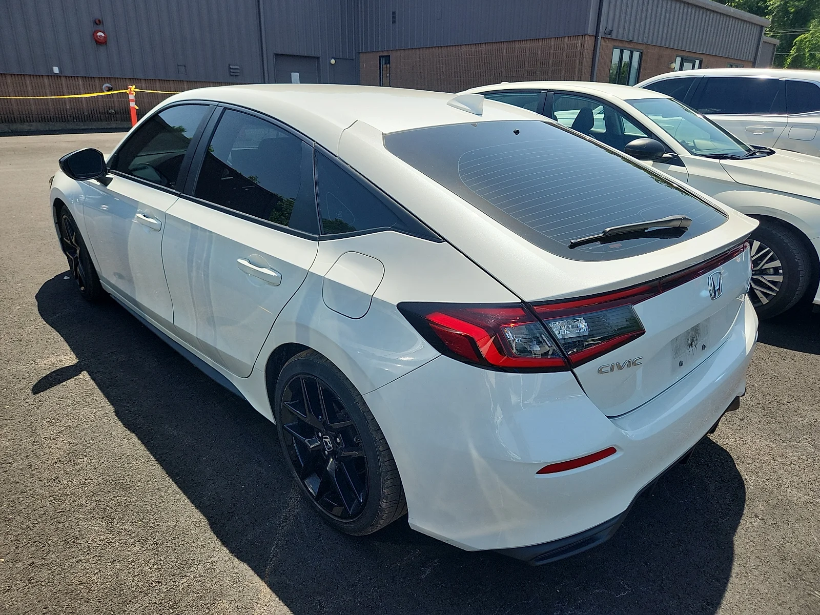 Used 2023 Platinum White Pearl - WX Honda Sport image 3