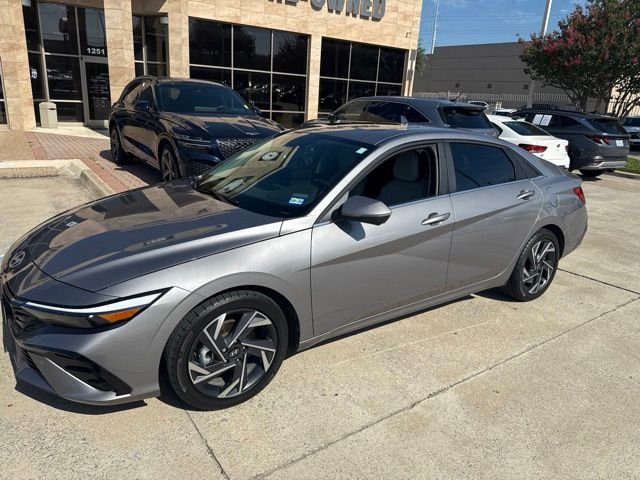 Used 2024 Silver Hyundai Limited image 2