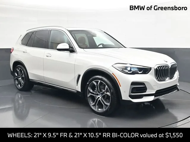 Used 2023 White BMW sDrive40i image 1