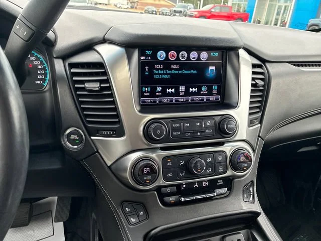 Used 2019 BLACK Chevrolet Premier image 22