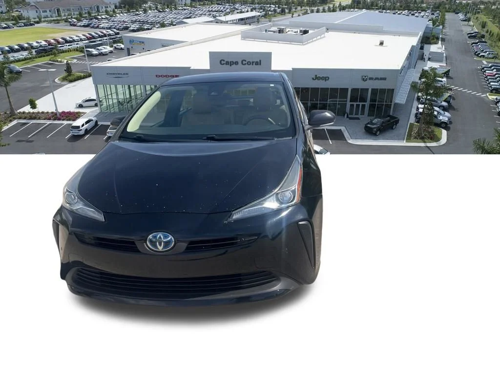 Used 2021 Black Toyota LE image 4