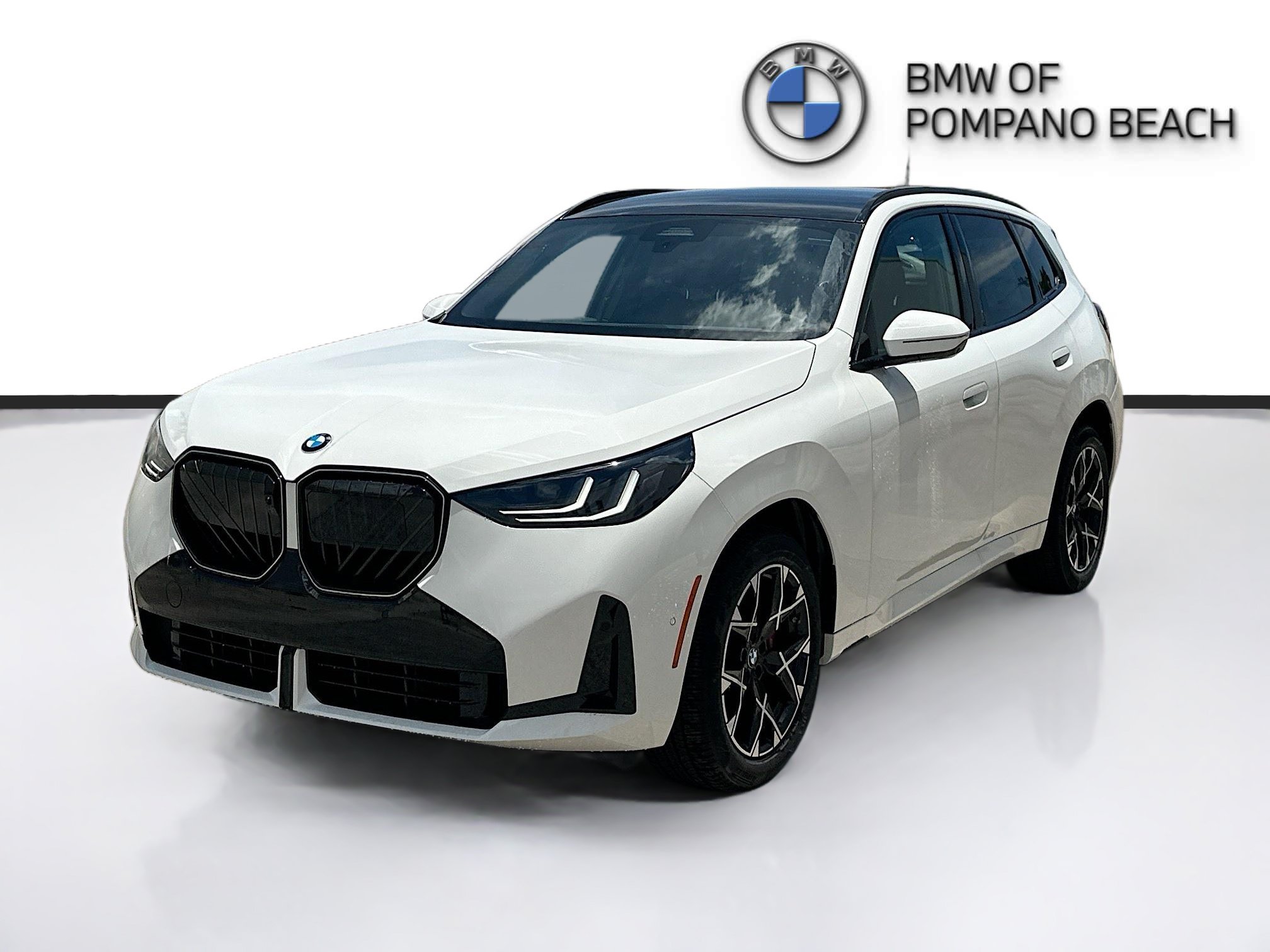 New 2026 Alpine White BMW 30 xDrive image 3