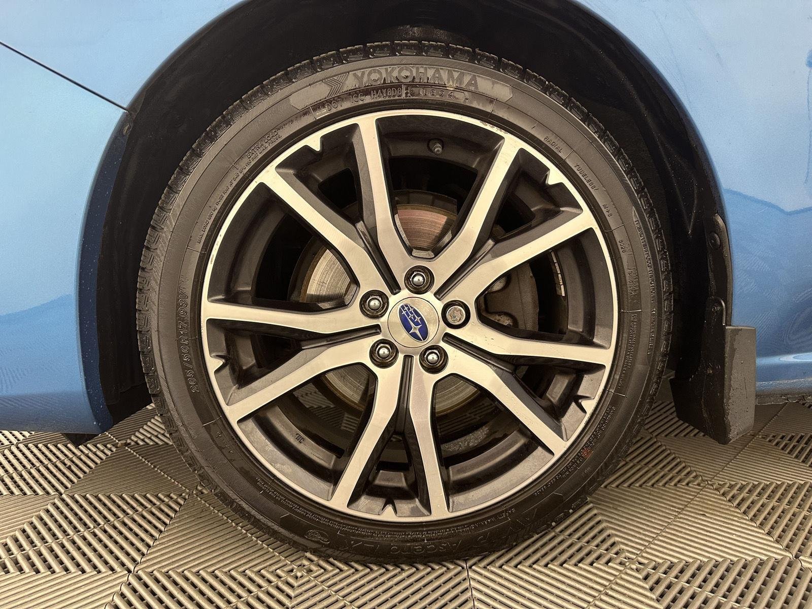 Used 2019 Island Blue Pearl Subaru Limited image 24