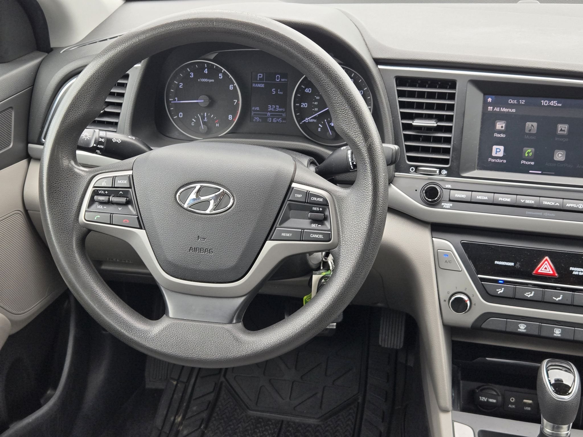 Used 2017 Black Noir Pearl Hyundai SE image 26