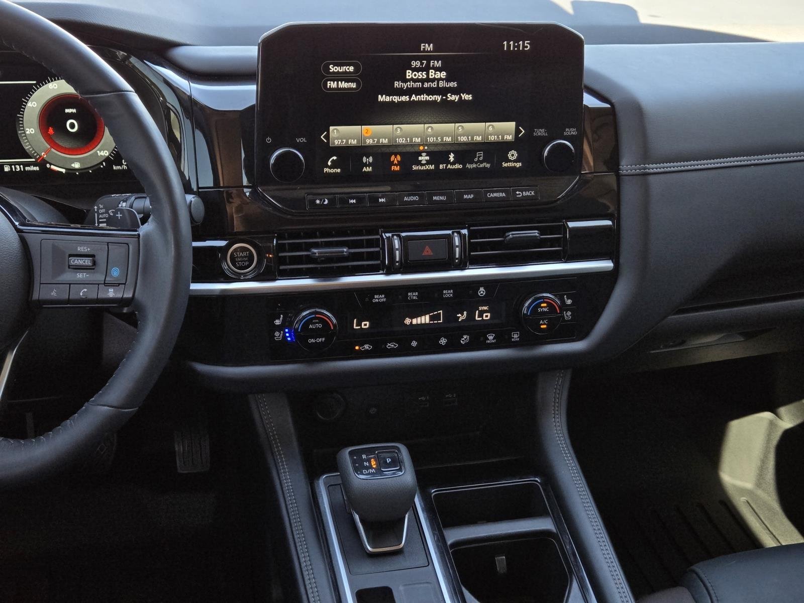 Used 2024 Pearl White Tricoat Nissan Platinum image 39