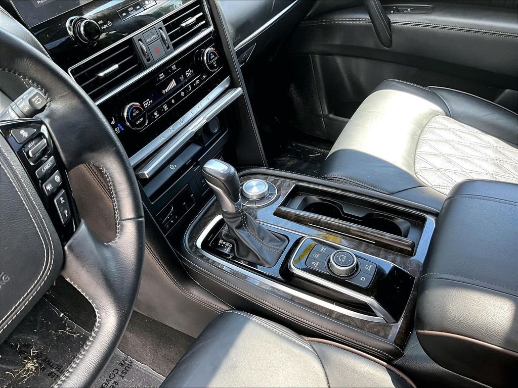 Used 2024 Red Nissan Platinum image 14