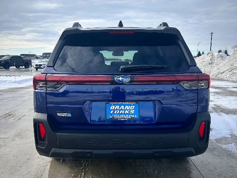 New 2026 SAPPHIRE BLUE PEARL Subaru Limited image 6