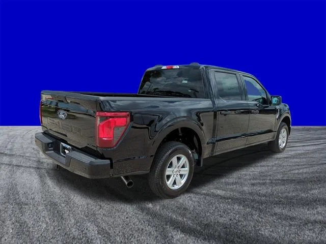 New 2026 Agate Black Metallic Ford XLT image 4