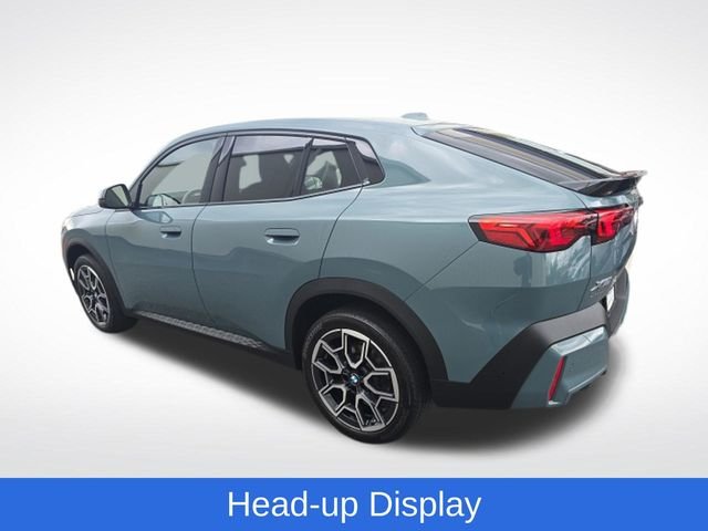 Used 2025 Green BMW xDrive28i image 5