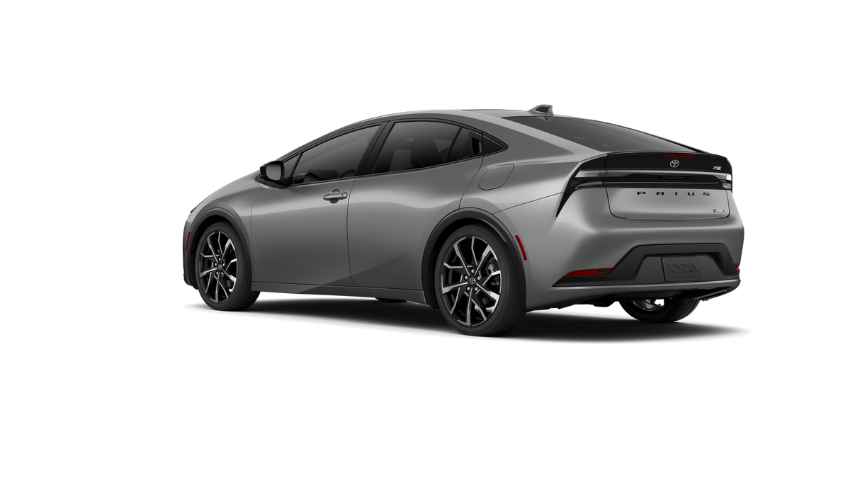 New 2027 Guardian Gray Toyota XSE image 52
