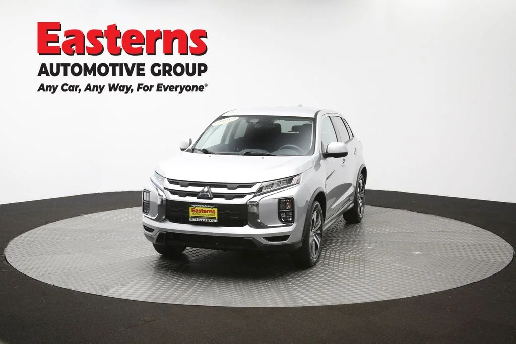 Used 2025 Silver Mitsubishi 2.0 SE image 89