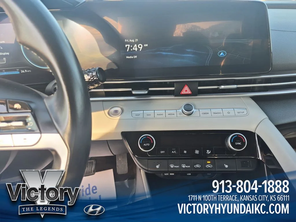 Used 2024 White Hyundai Limited image 17