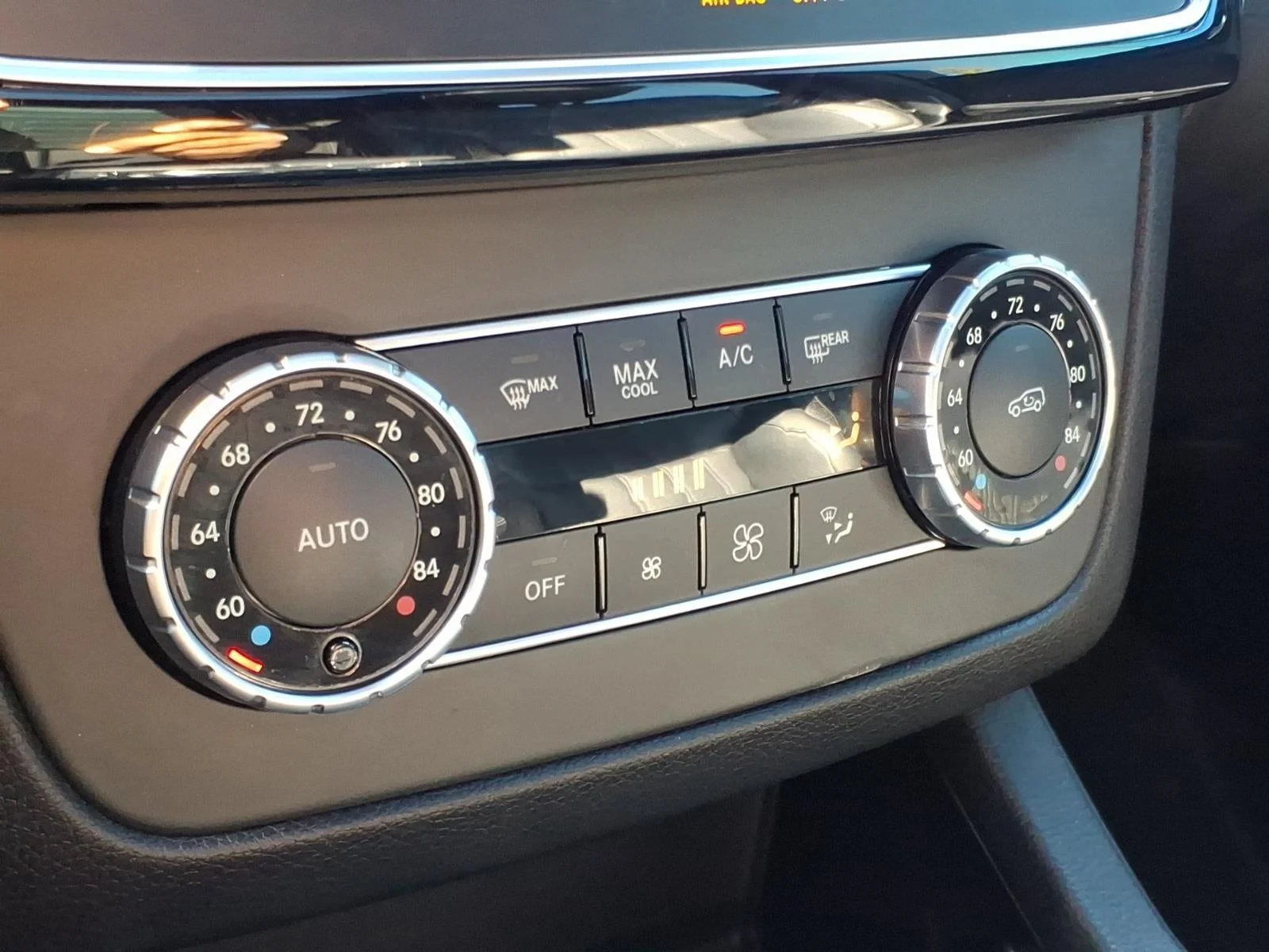 Used 2019 Polar White Mercedes-Benz GLS 450 image 30
