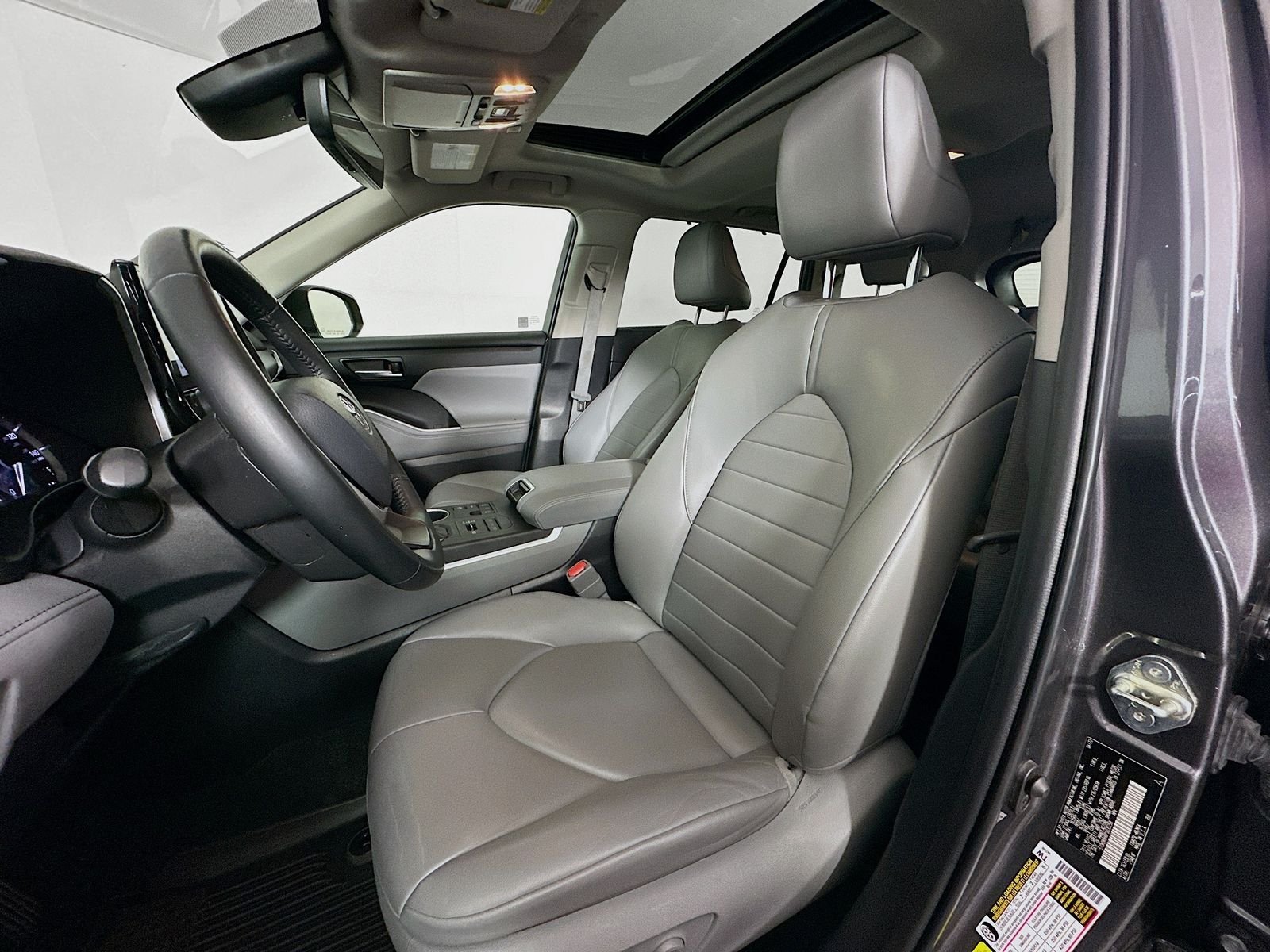 Used 2023 Magnetic Gray Metallic Toyota XLE image 21