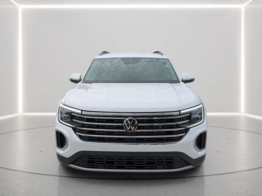 New 2026 White/off-white Volkswagen 2.0T SE image 6