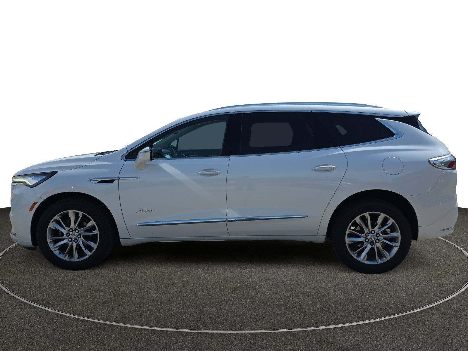 Used 2023 White Frost Tricoat Buick Avenir image 2