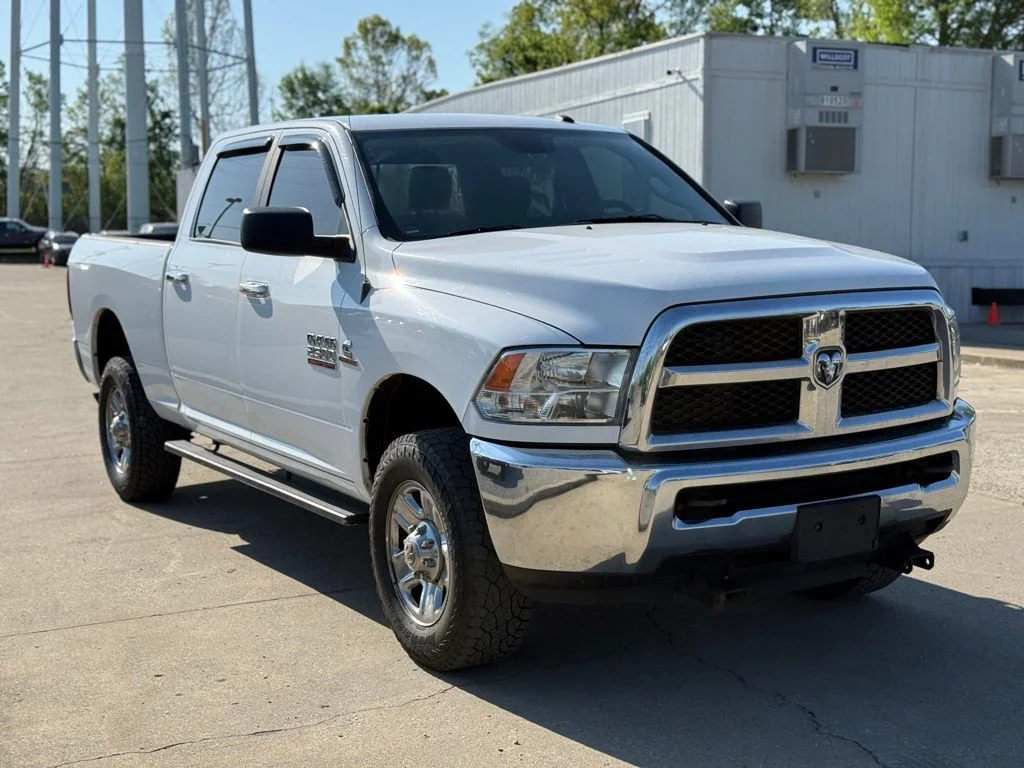 Used 2018 White Ram SLT image 4