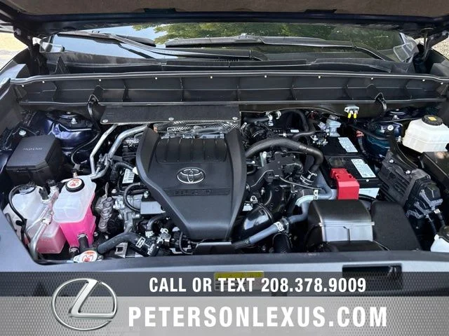 Used 2024  Toyota Platinum image 10